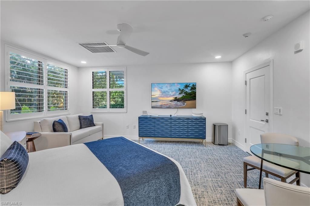 6075 Pelican Bay Blvd, Unit 1403, Naples, FL 34108 Photo