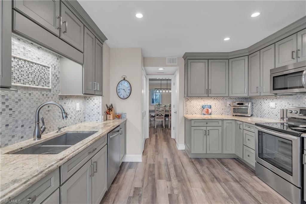 6075 Pelican Bay Blvd, Unit 1403, Naples, FL 34108 Photo