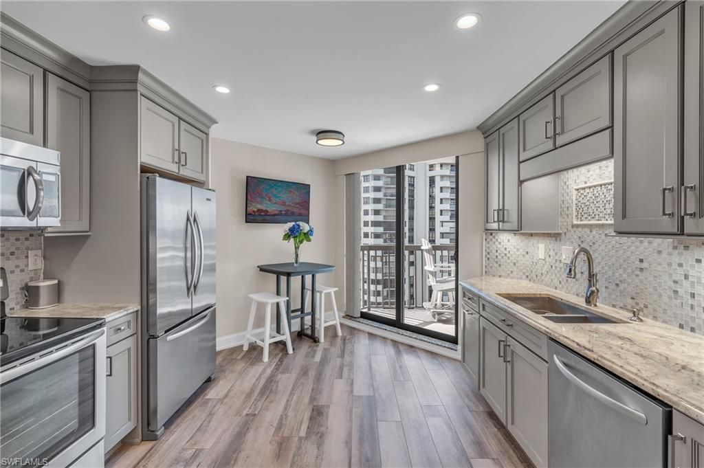 6075 Pelican Bay Blvd, Unit 1403, Naples, FL 34108 Photo