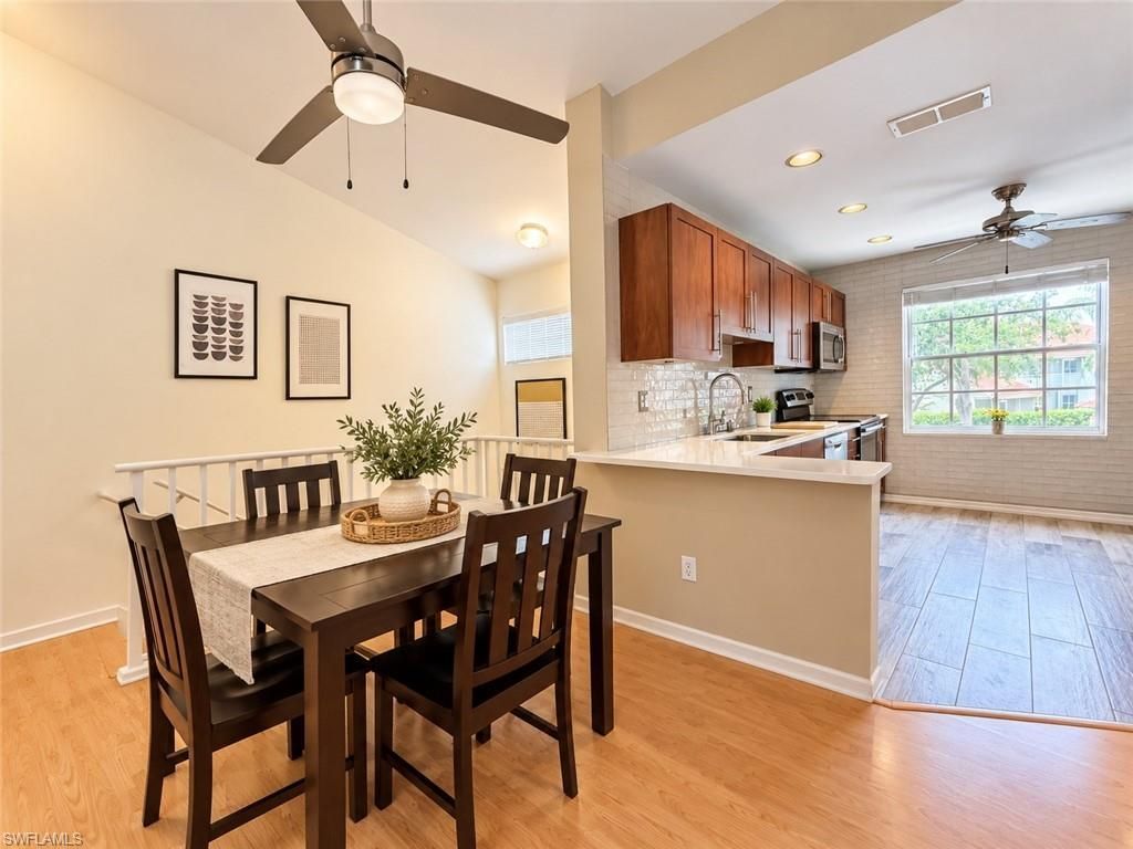 517 Windsor Sq , Unit 201, Naples, FL 34104 Photo