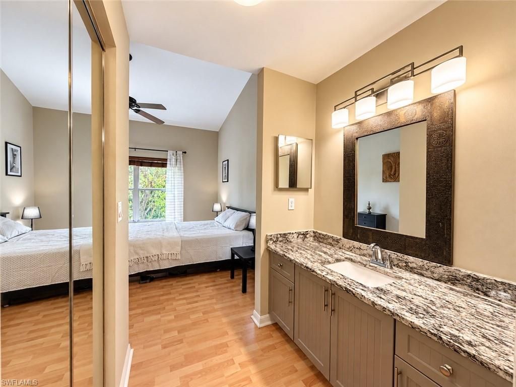 517 Windsor Sq , Unit 201, Naples, FL 34104 Photo