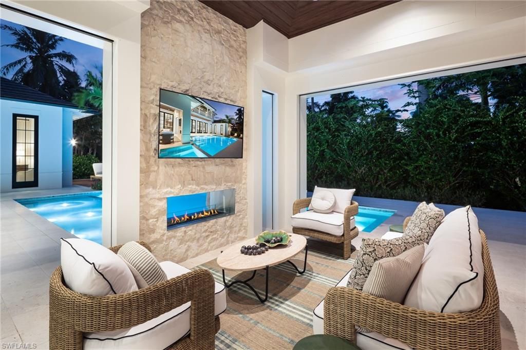 501 7th Ave N, Naples, FL 34102 Photo