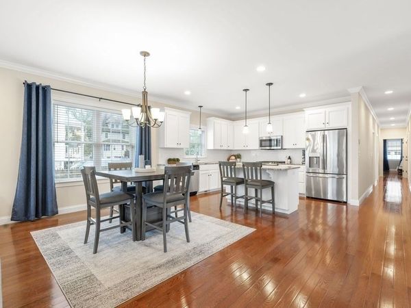 57 Oak St, Unit 57, Needham, MA 02492