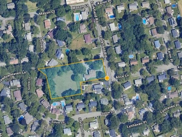 792 Larkfield Road , East Northport, NY 11731