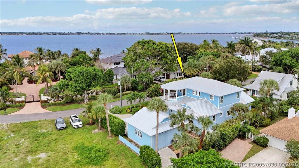1002 SE Riverside Drive , Stuart, FL 34996 Photo
