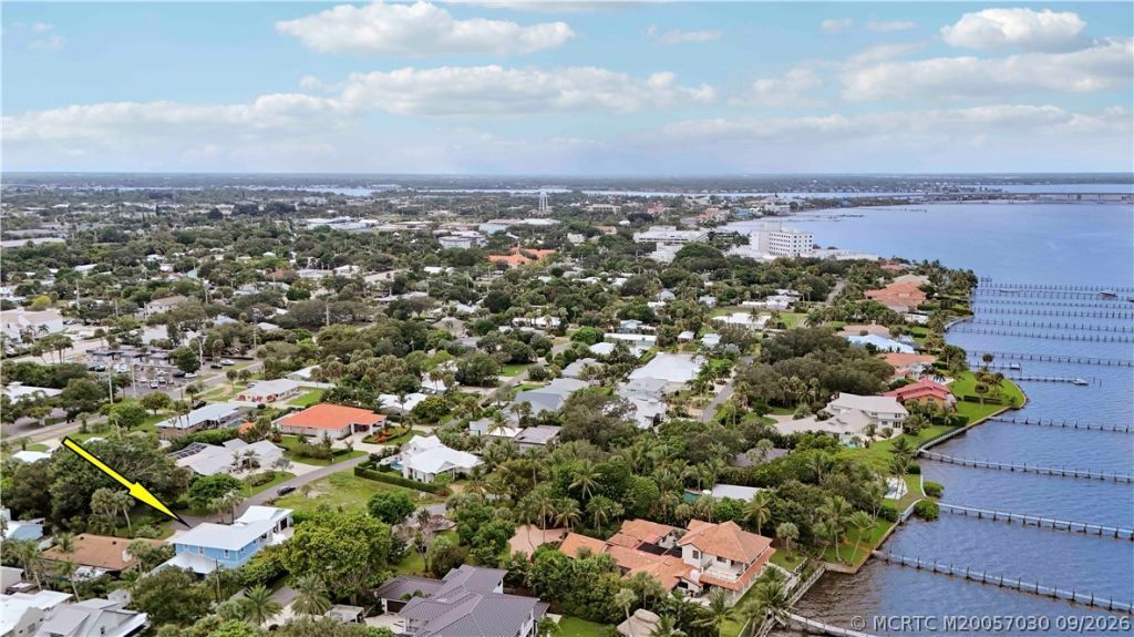 1002 SE Riverside Drive , Stuart, FL 34996 Photo