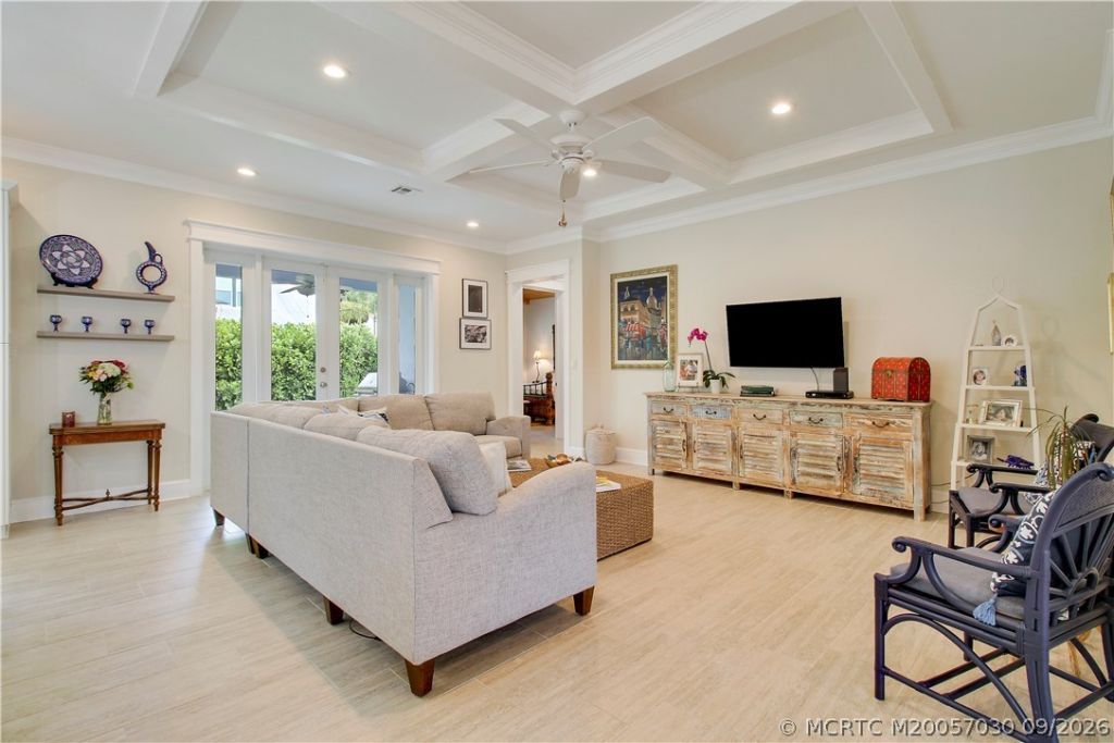 1002 SE Riverside Drive , Stuart, FL 34996 Photo