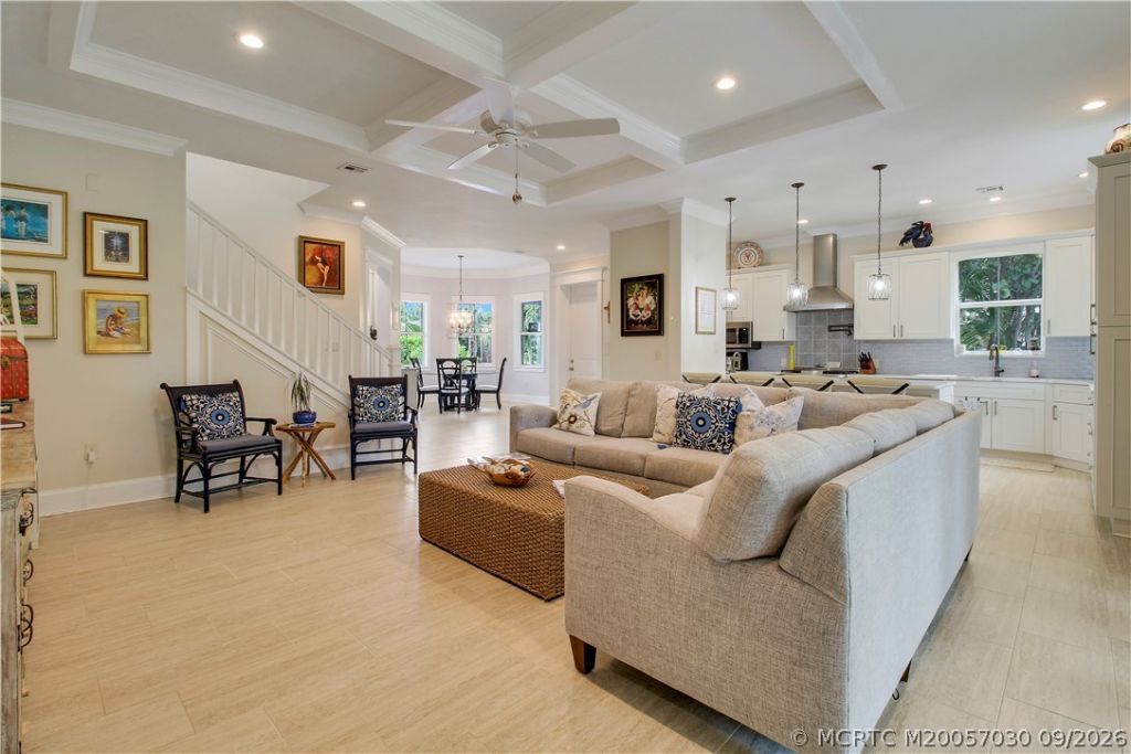 1002 SE Riverside Drive , Stuart, FL 34996 Photo