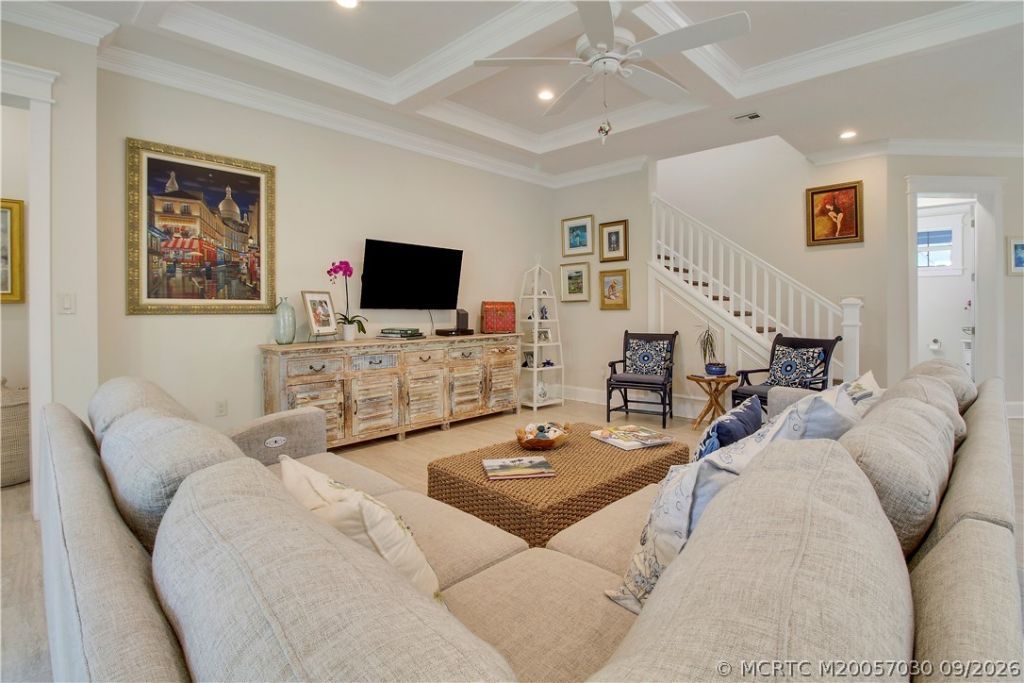 1002 SE Riverside Drive , Stuart, FL 34996 Photo