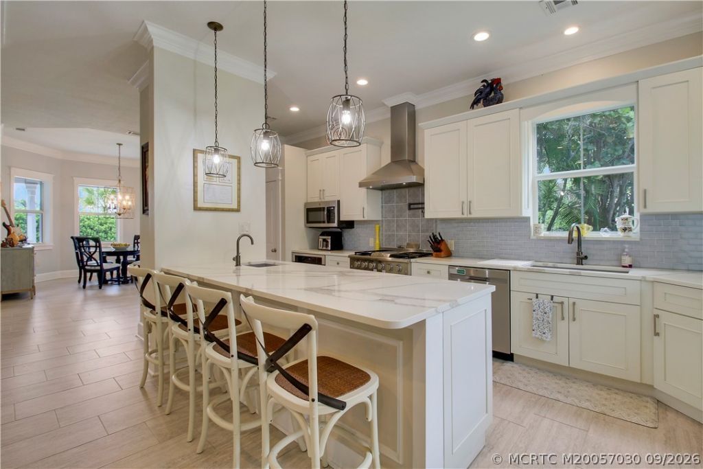 1002 SE Riverside Drive , Stuart, FL 34996 Photo