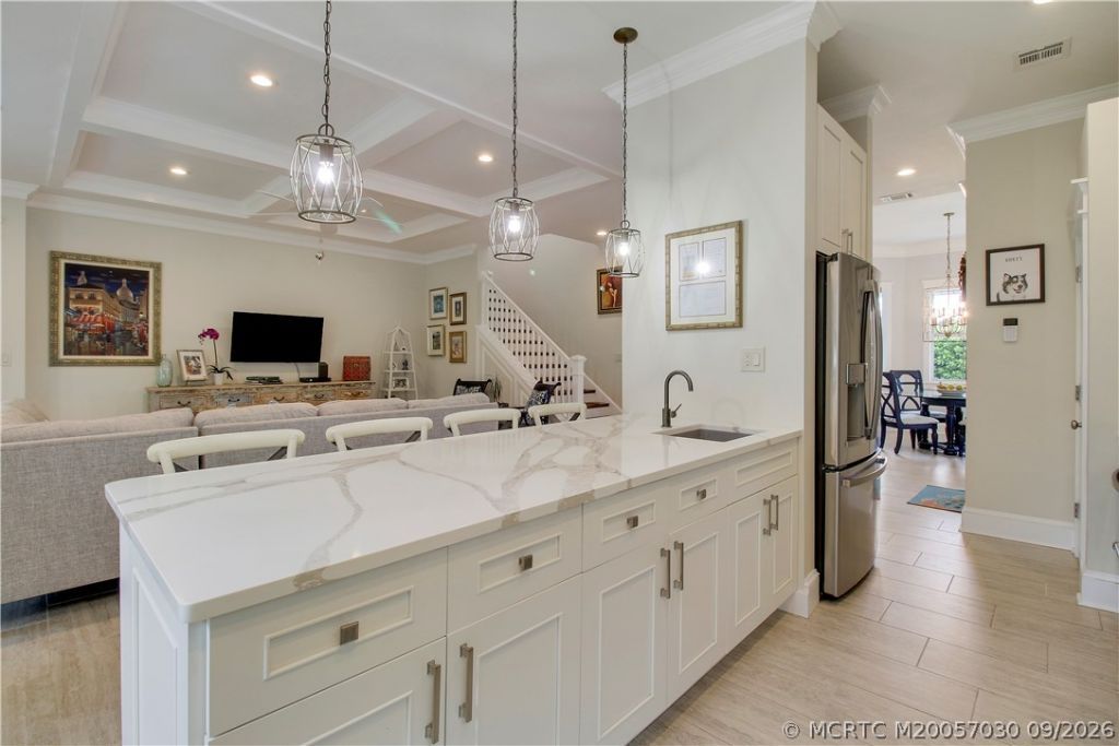 1002 SE Riverside Drive , Stuart, FL 34996 Photo