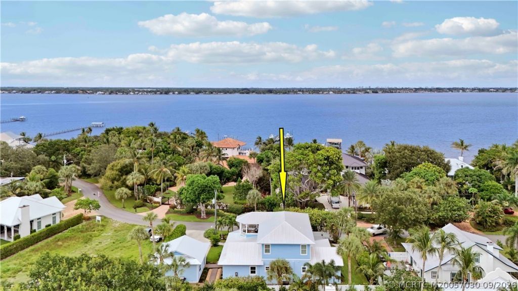 1002 SE Riverside Drive , Stuart, FL 34996 Photo