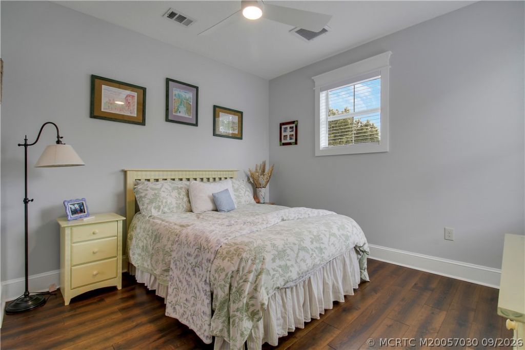 1002 SE Riverside Drive , Stuart, FL 34996 Photo