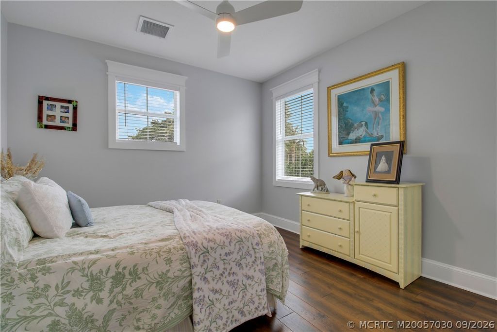 1002 SE Riverside Drive , Stuart, FL 34996 Photo