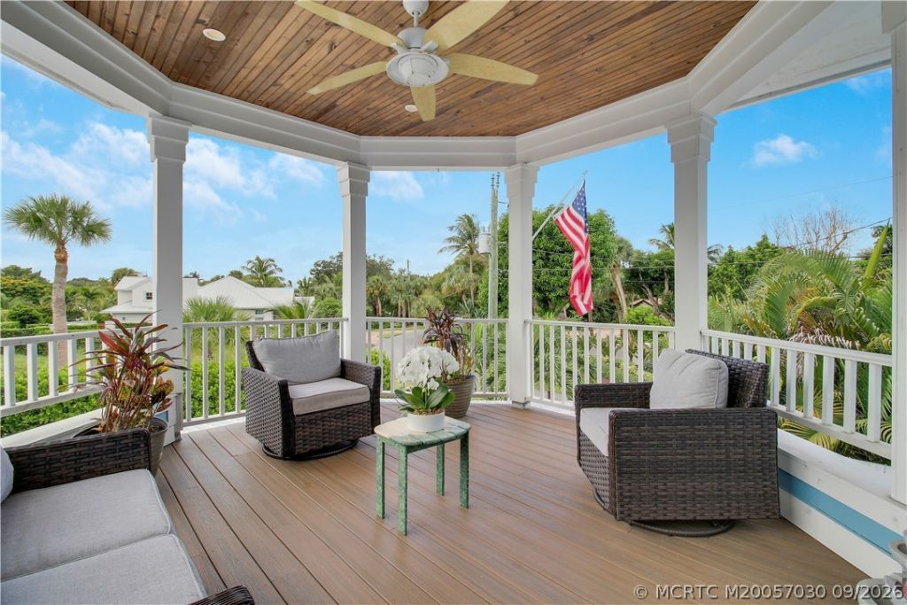 1002 SE Riverside Drive , Stuart, FL 34996 Photo
