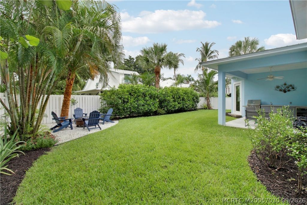 1002 SE Riverside Drive , Stuart, FL 34996 Photo