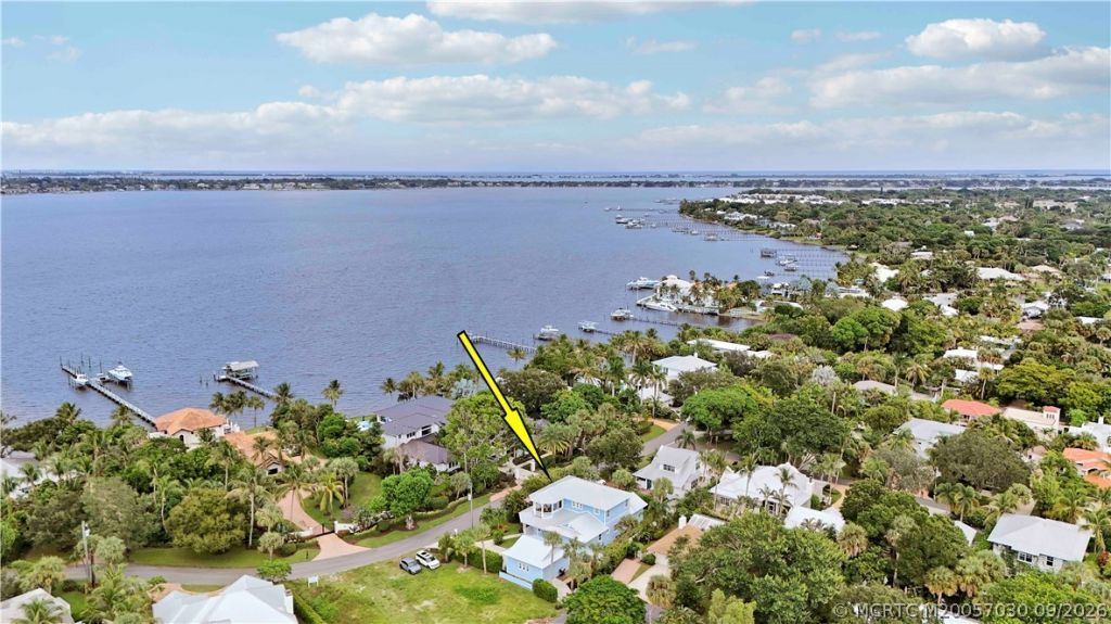 1002 SE Riverside Drive , Stuart, FL 34996 Photo