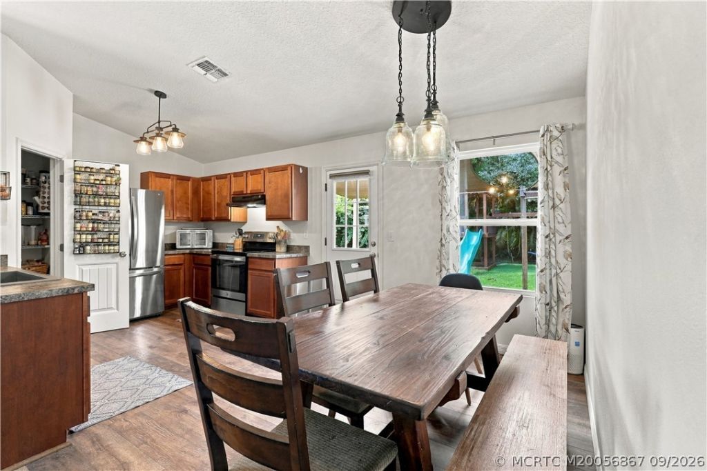 2134 SE Gaslight Street, Port Saint Lucie, FL 34952 Photo