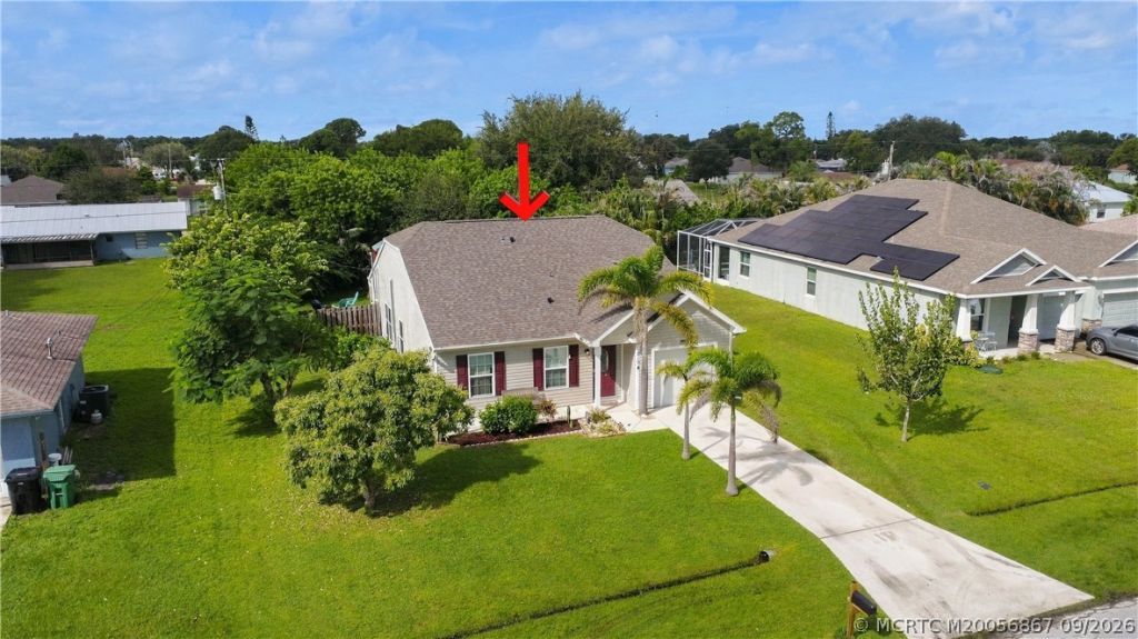 2134 SE Gaslight Street, Port Saint Lucie, FL 34952 Photo
