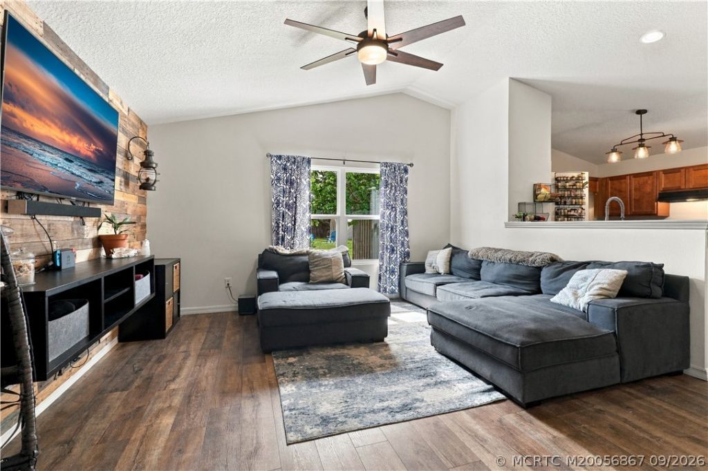 2134 SE Gaslight Street, Port Saint Lucie, FL 34952 Photo