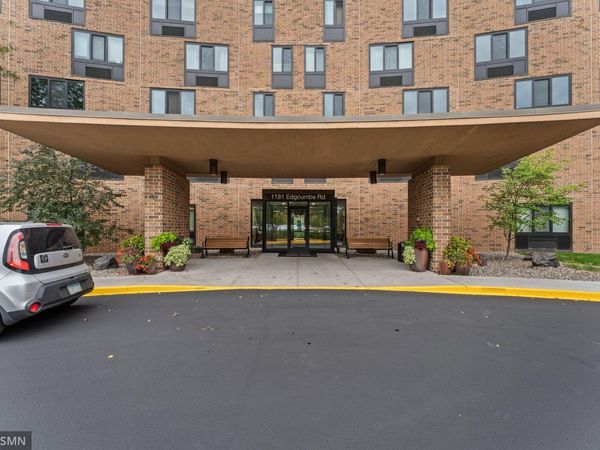 1181 Edgcumbe Road, Unit 1005, Saint Paul, MN 55105