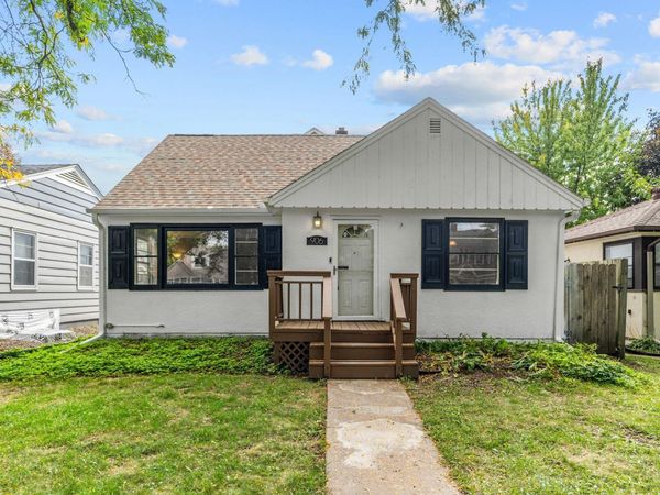 906 Sherwood Avenue, Saint Paul, MN 55106