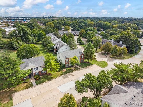 1504 Surrey Lane, Unit C, St Peters, MO 63304