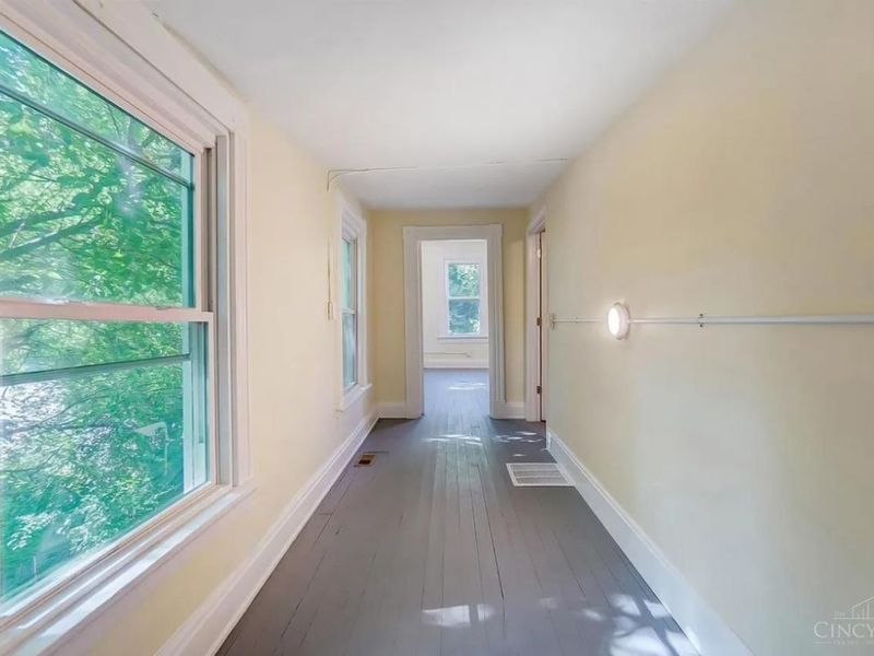 758 Straight Street, Cincinnati, OH 45214 Photo 11