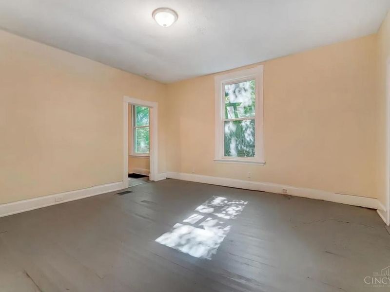 758 Straight Street, Cincinnati, OH 45214 Photo 4