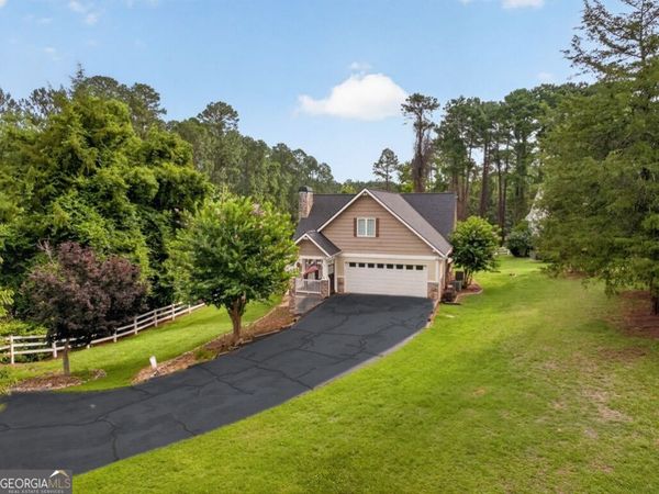 59 Players Lane, Hartwell, GA 30643