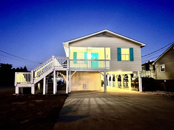 318 31st Ave. N, North Myrtle Beach, SC 29582