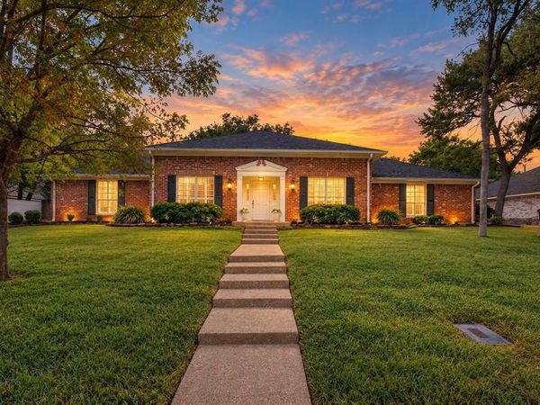 202 Trailview Drive , Woodway, TX 76712