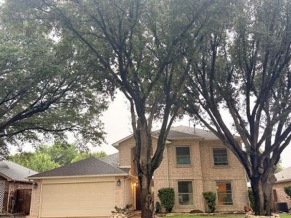 916 Pennsylvania Drive, Saginaw, TX 76131