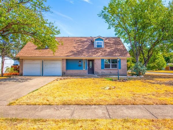 8708 Flicker Lane, Dallas, TX 75238