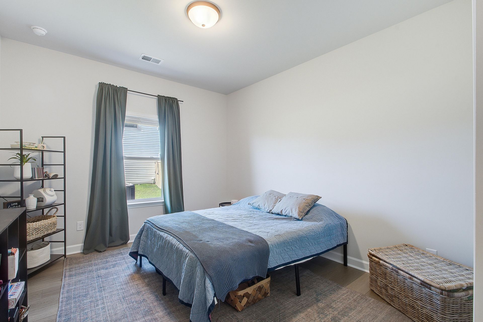 107 Lucca Drive Photo 10