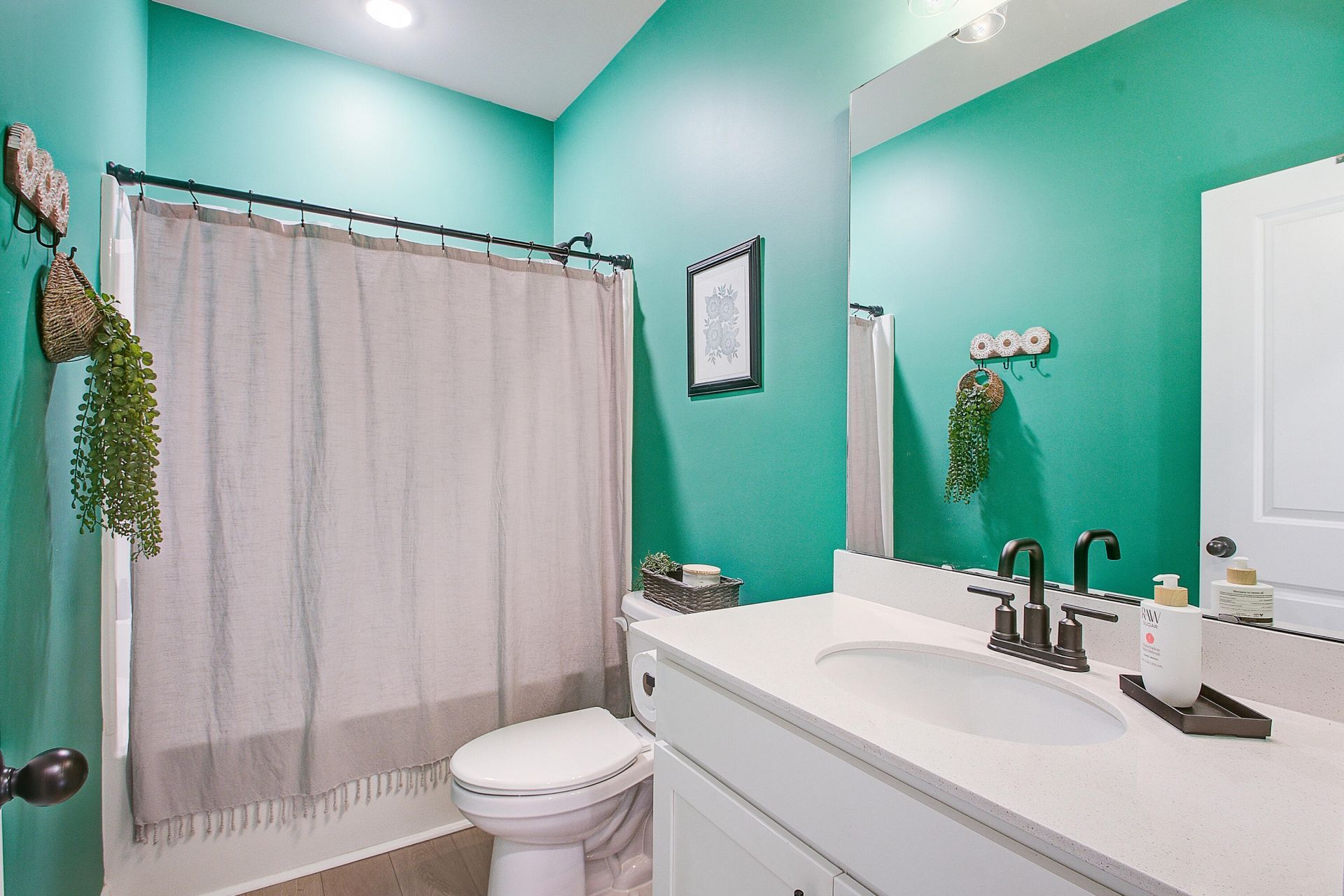 107 Lucca Drive Photo 11