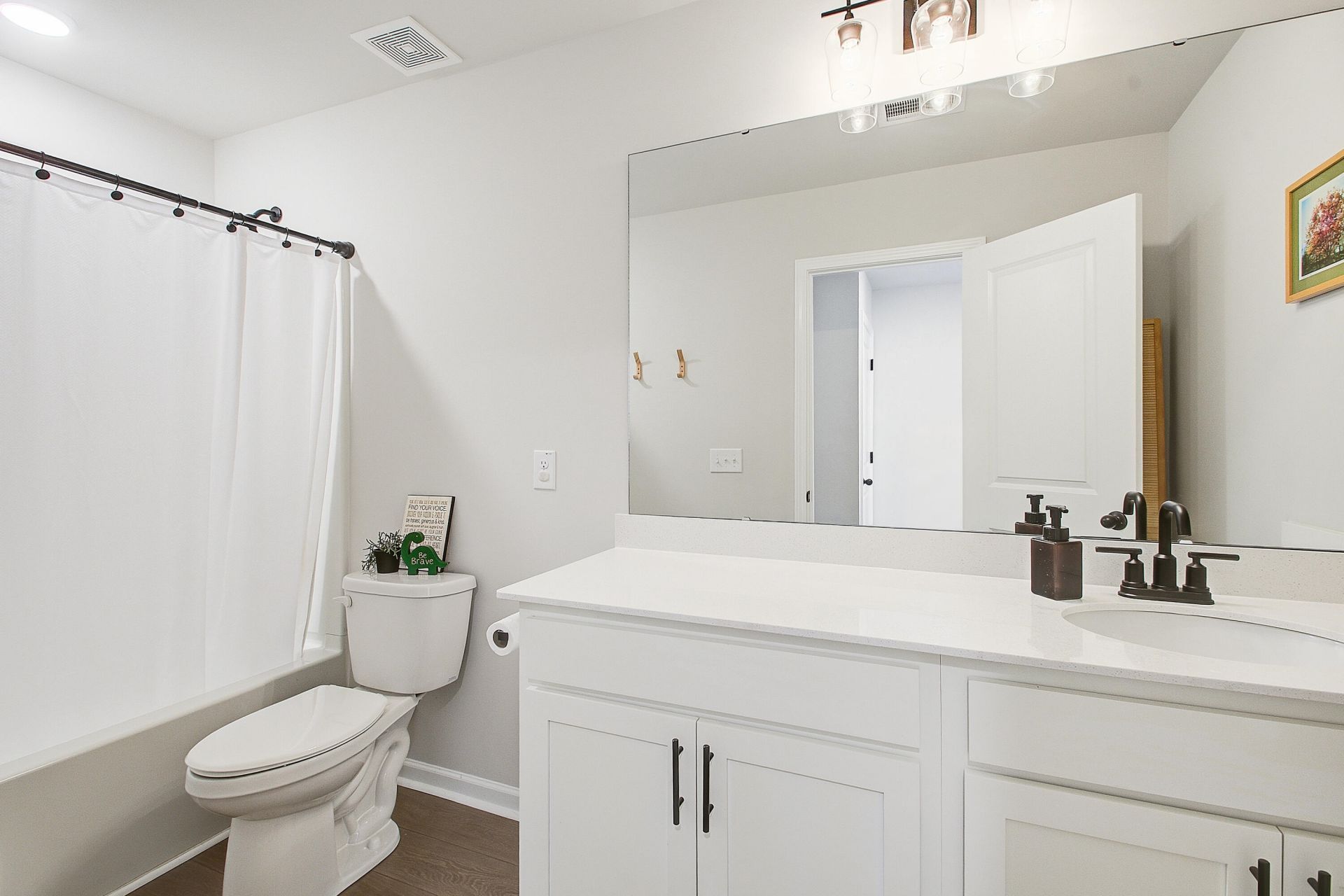 107 Lucca Drive Photo 22