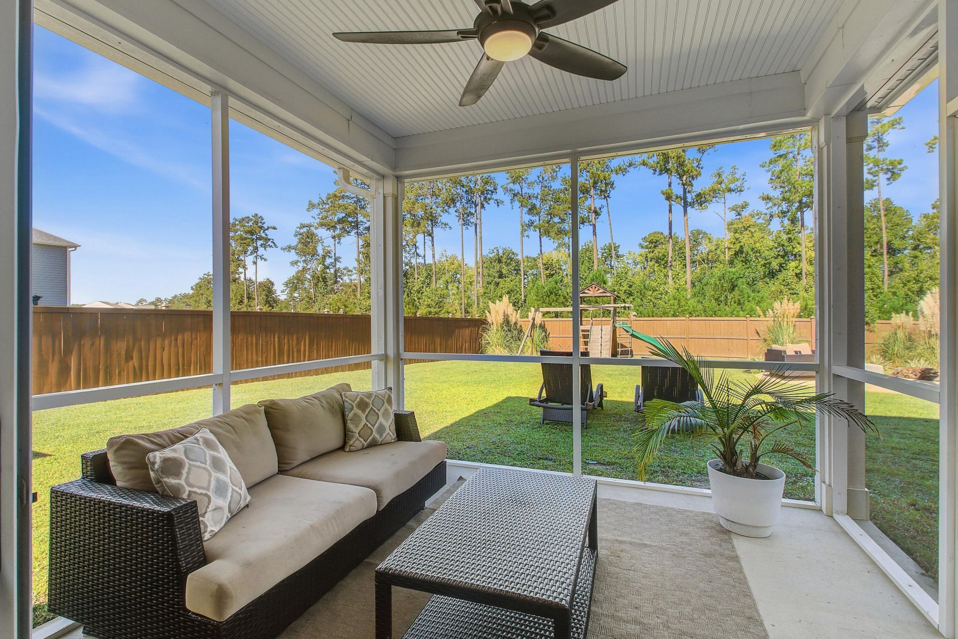 107 Lucca Drive Photo 25