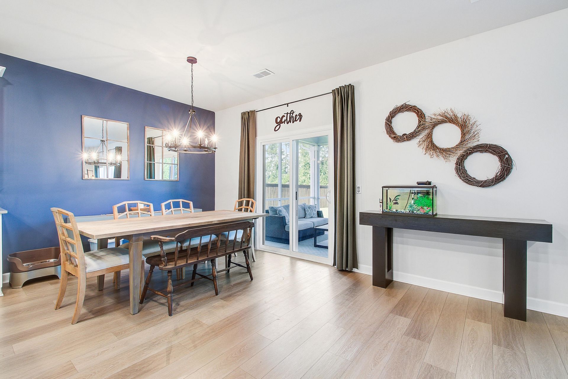 107 Lucca Drive Photo 6
