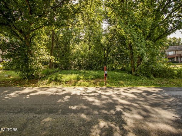 293 Dudala Way, Loudon, TN 37774