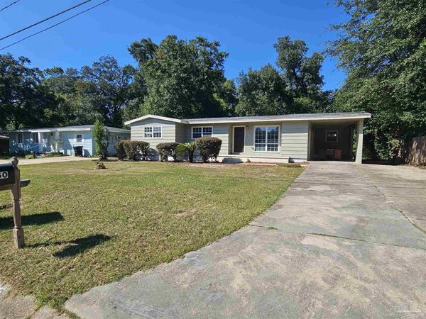 150 Springdale Cir, Pensacola, FL 32503