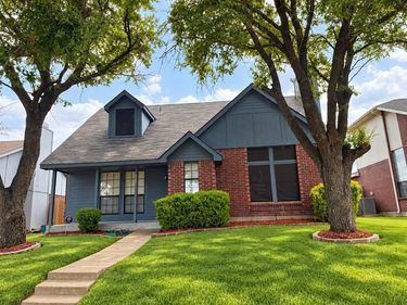 4028 O B Crowe Drive, Dallas, TX 75227