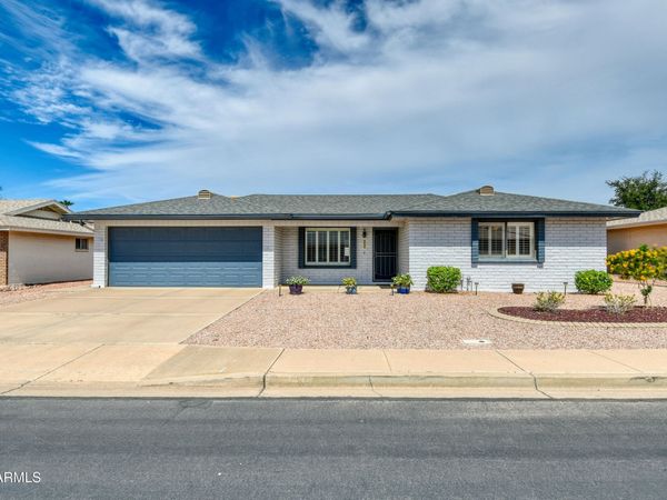 8034 E Neville Avenue, Mesa, AZ 85209