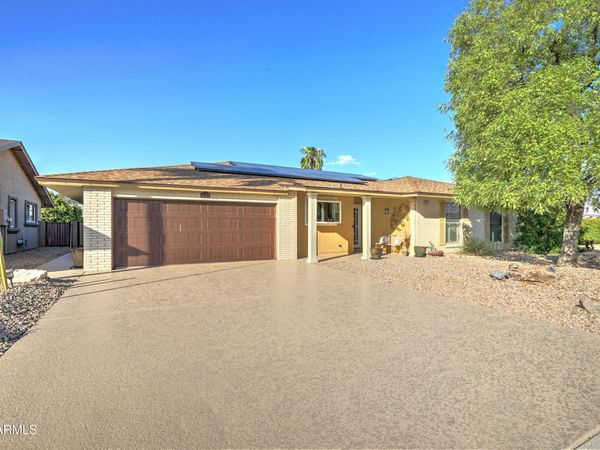 14233 N TUMBLEBROOK Way, Sun City, AZ 85351