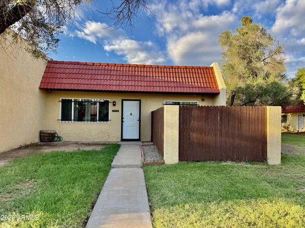 3425 W GOLDEN Lane, Phoenix, AZ 85051