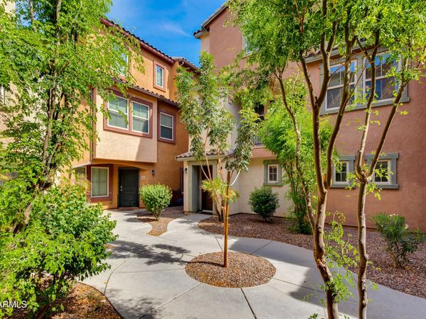 7738 W PIPESTONE Place, Phoenix, AZ 85035