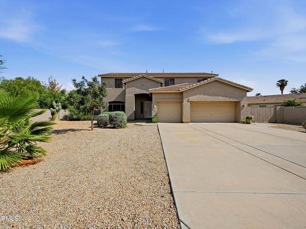 1775 E WASHINGTON Court, Gilbert, AZ 85234