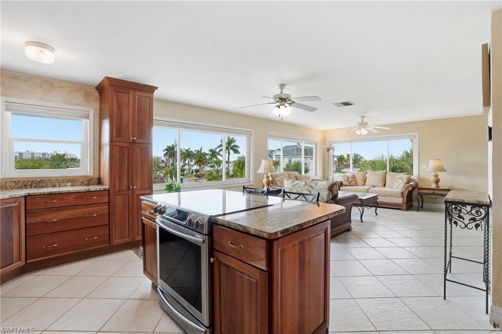 48 Fairview Blvd , Fort Myers Beach, FL 33931 Photo