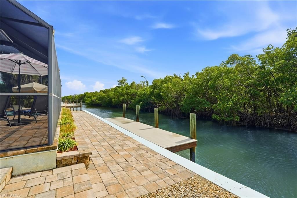 48 Fairview Blvd , Fort Myers Beach, FL 33931 Photo