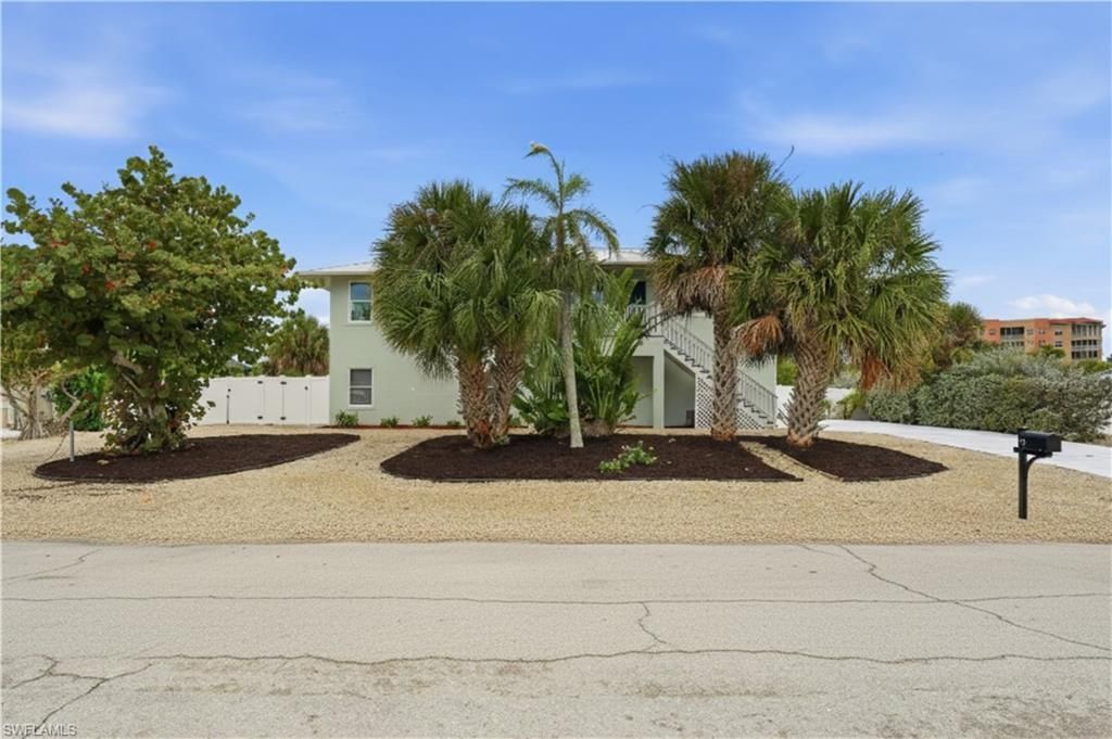 48 Fairview Blvd , Fort Myers Beach, FL 33931 Photo